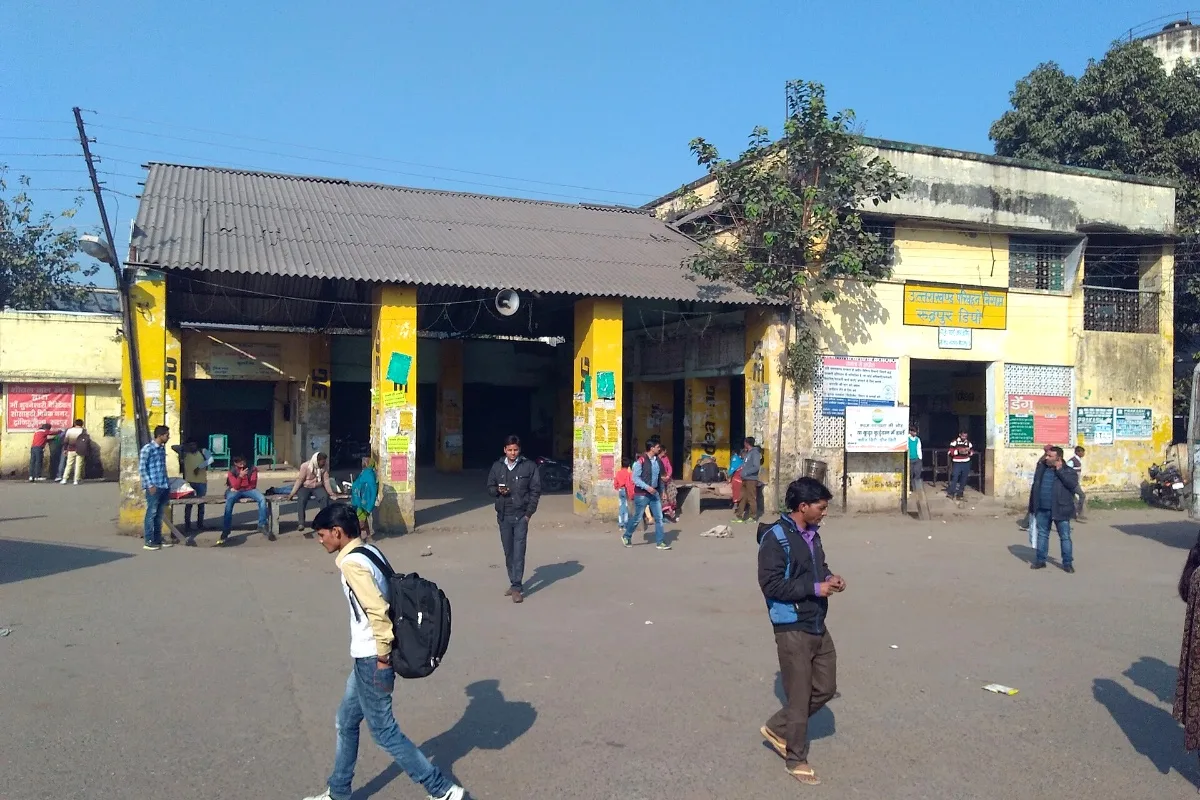 रुद्रपुर रोडवेज बस अड्डा (फाइल फोटो)