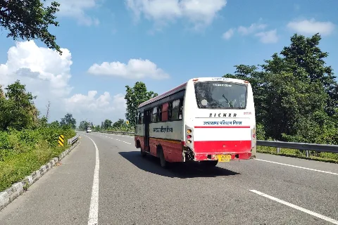 खटीमा के पास चकरपुर में एनएच-9 (फाइल फोटो)